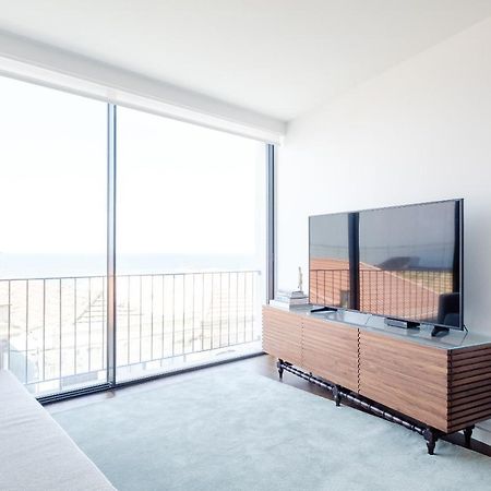 Boutique Rentals- Bliss By The Sea Apt- Ocean Views In Foz Beach Porto Luaran gambar
